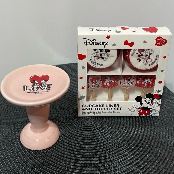 Disney Mickey & Minnie Cupcake Liners & Toppers set of 48 and Cupcake stand NWT - Picture 1 of 5
